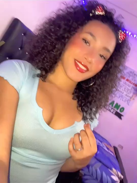 Talk to girls on cam — online now