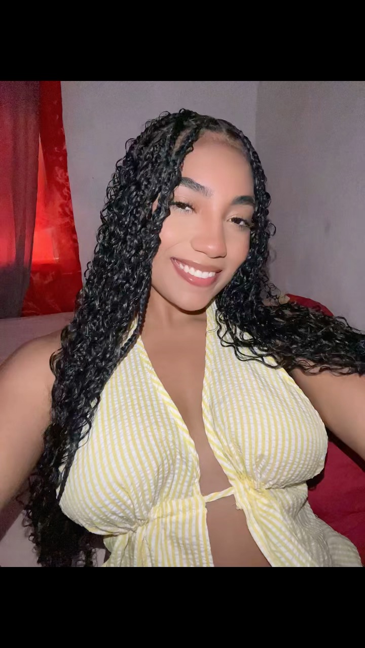 Girl online for a 1 on 1 video chat