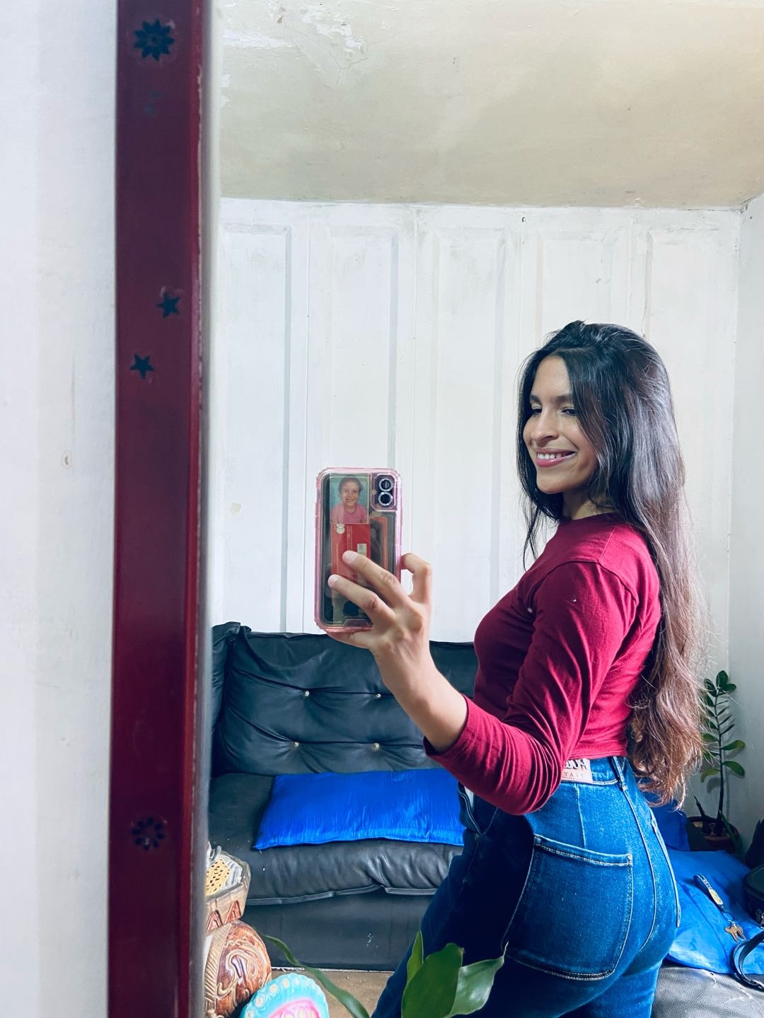 ChatMate TV free — a real girl live on the channel right now